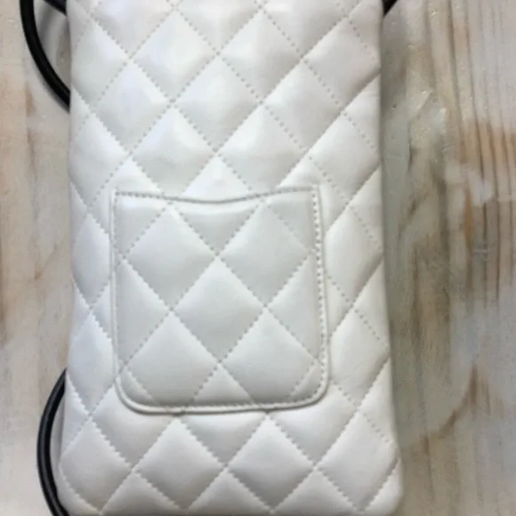 Chanel Crossbody - Picture 2 of 8